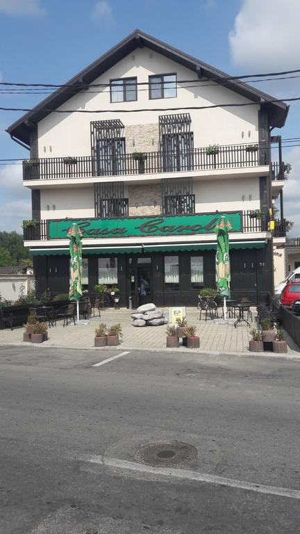Casa Caroli Hotel Zsilvásárhely Kültér fotó
