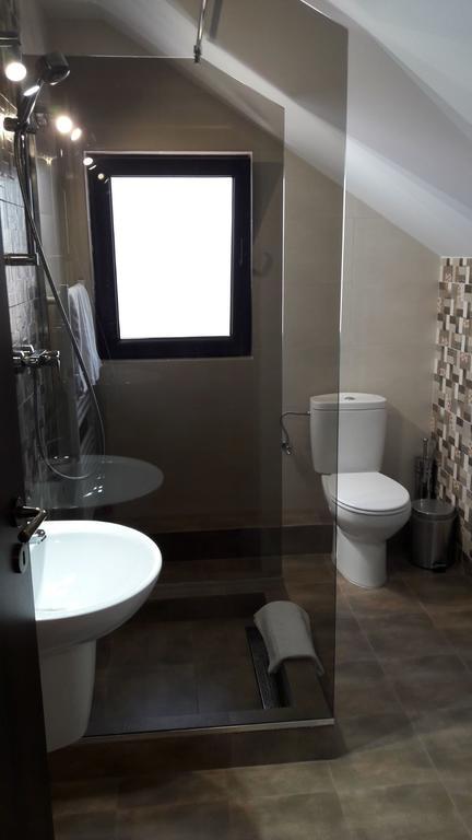 Casa Caroli Hotel Zsilvásárhely Kültér fotó