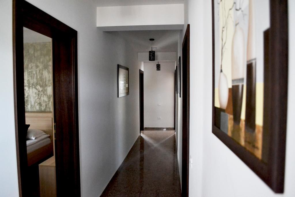 Casa Caroli Hotel Zsilvásárhely Kültér fotó